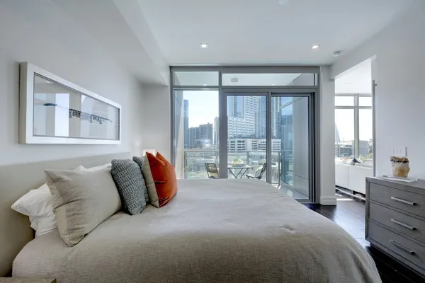 $4,050 | 501 West Avenue, Unit 703, Austin, TX 78701