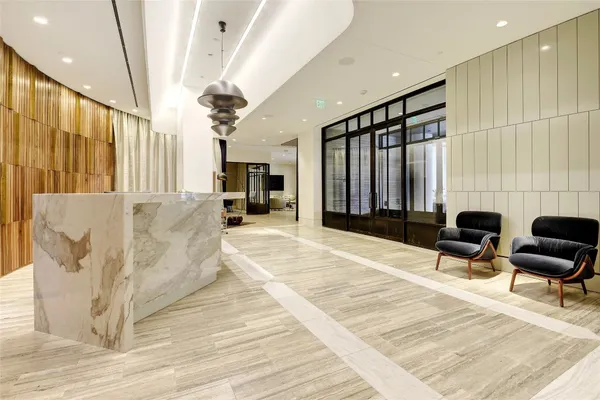 $4,050 | 501 West Avenue, Unit 703, Austin, TX 78701