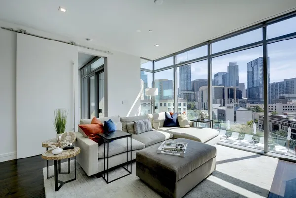 $4,050 | 501 West Avenue, Unit 703, Austin, TX 78701