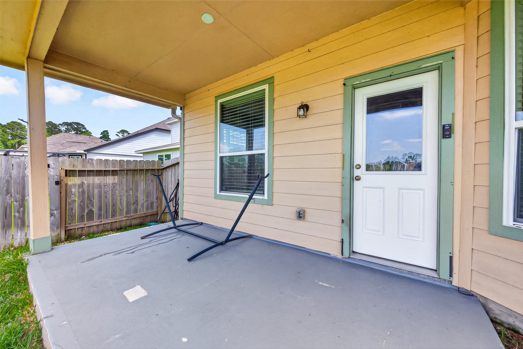 2526 Sturgeon Way Conroe, TX 77384 - Photo 42 of 49 Sorry, hammock not included!