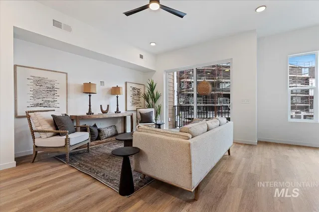 $625,000 | 2013 South Makar Lane, Boise, ID 83706