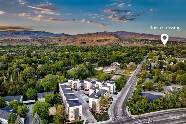 $625,000 | 2013 South Makar Lane, Boise, ID 83706