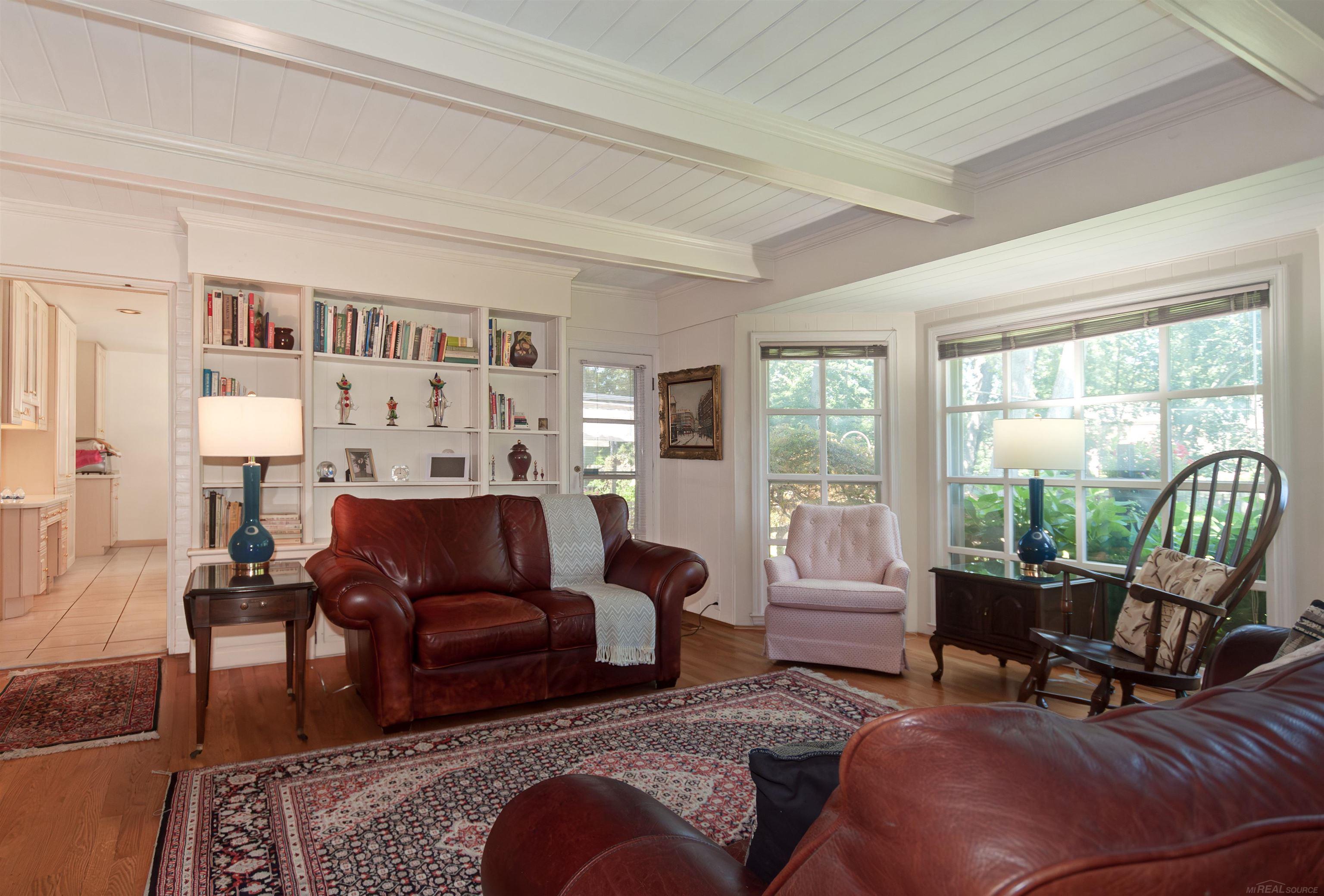 164 Lothrop Road Grosse Pointe Farms, MI 48236 - Photo 13 of 54