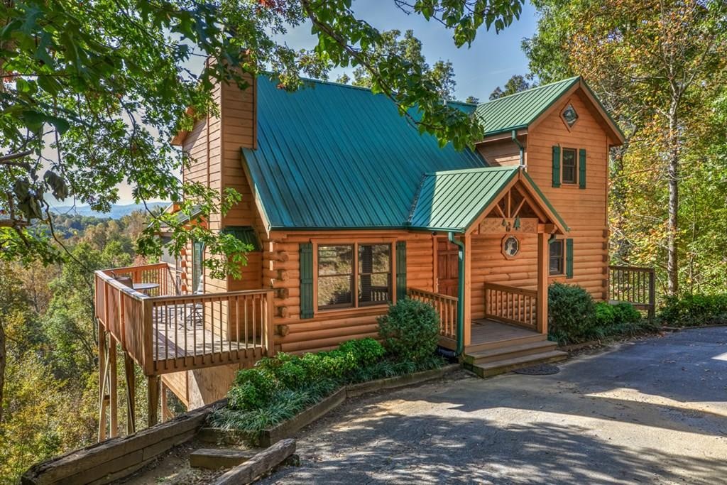 1821 Fantasy Way Sevierville, TN 37876 - Photo 1 of 48 Gallery Image 1