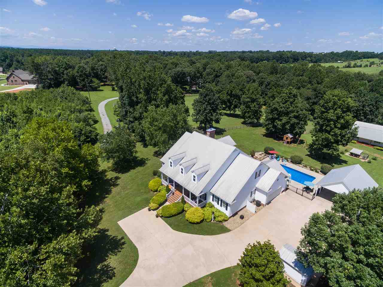 158 Gate Road Inman, SC 29349 - Photo 5 of 36