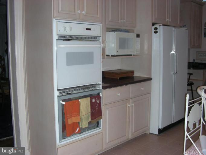 17421 Dr Bird Road Sandy Spring, MD 20860 - Photo 7 of 20 Kitchen #2