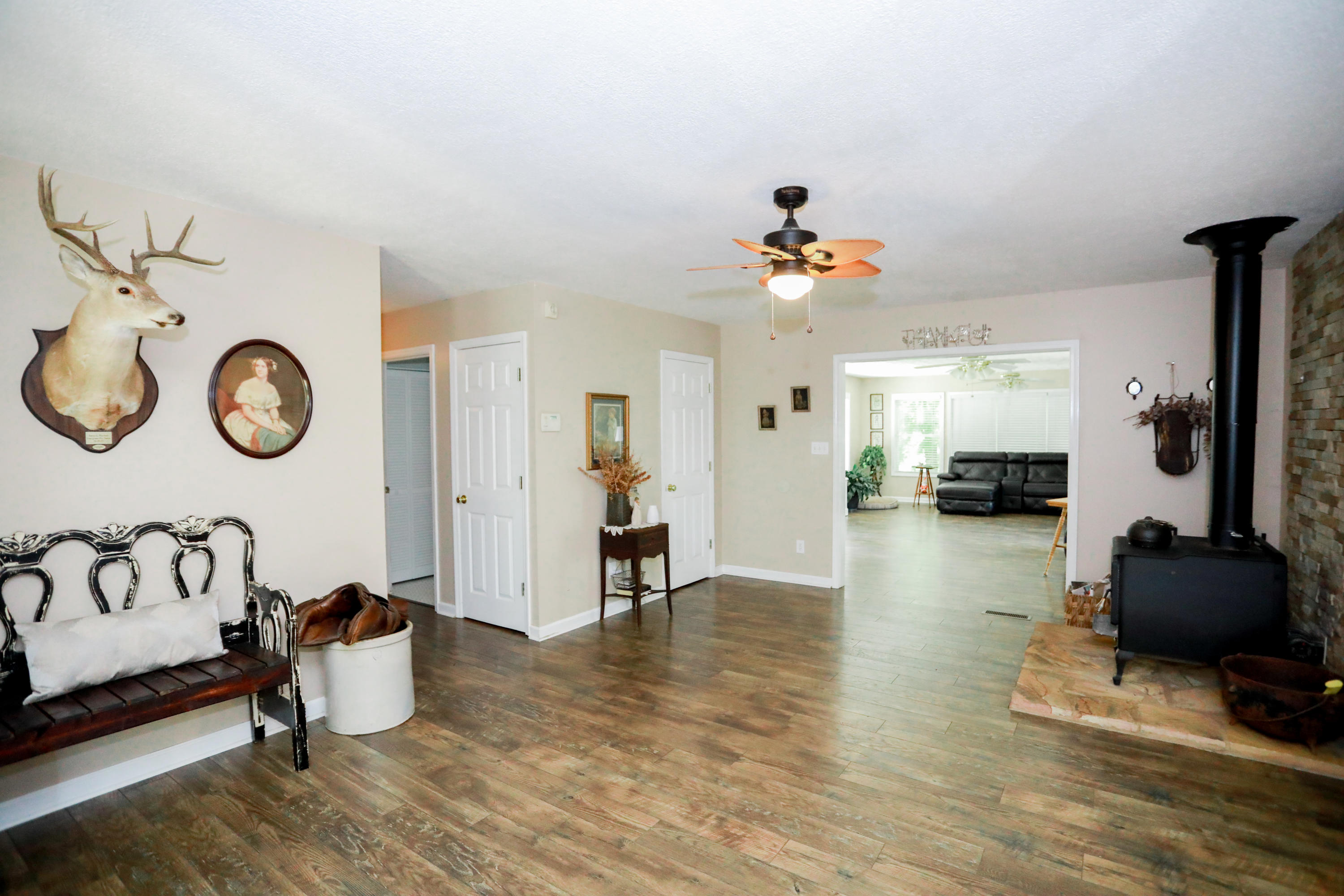 450 Cross Valley Road La Follette, TN 37766 - Photo 2 of 40 5R9A5840