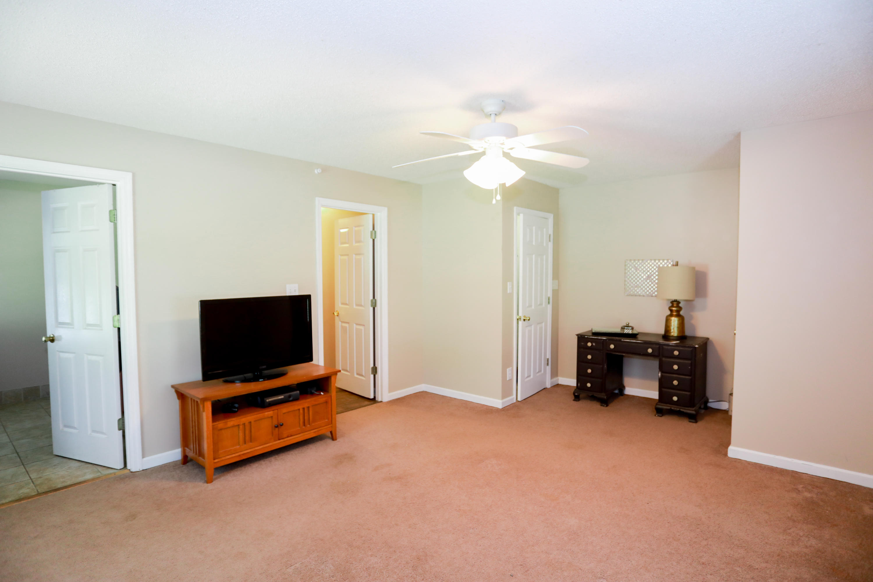 450 Cross Valley Road La Follette, TN 37766 - Photo 11 of 40 5R9A5887