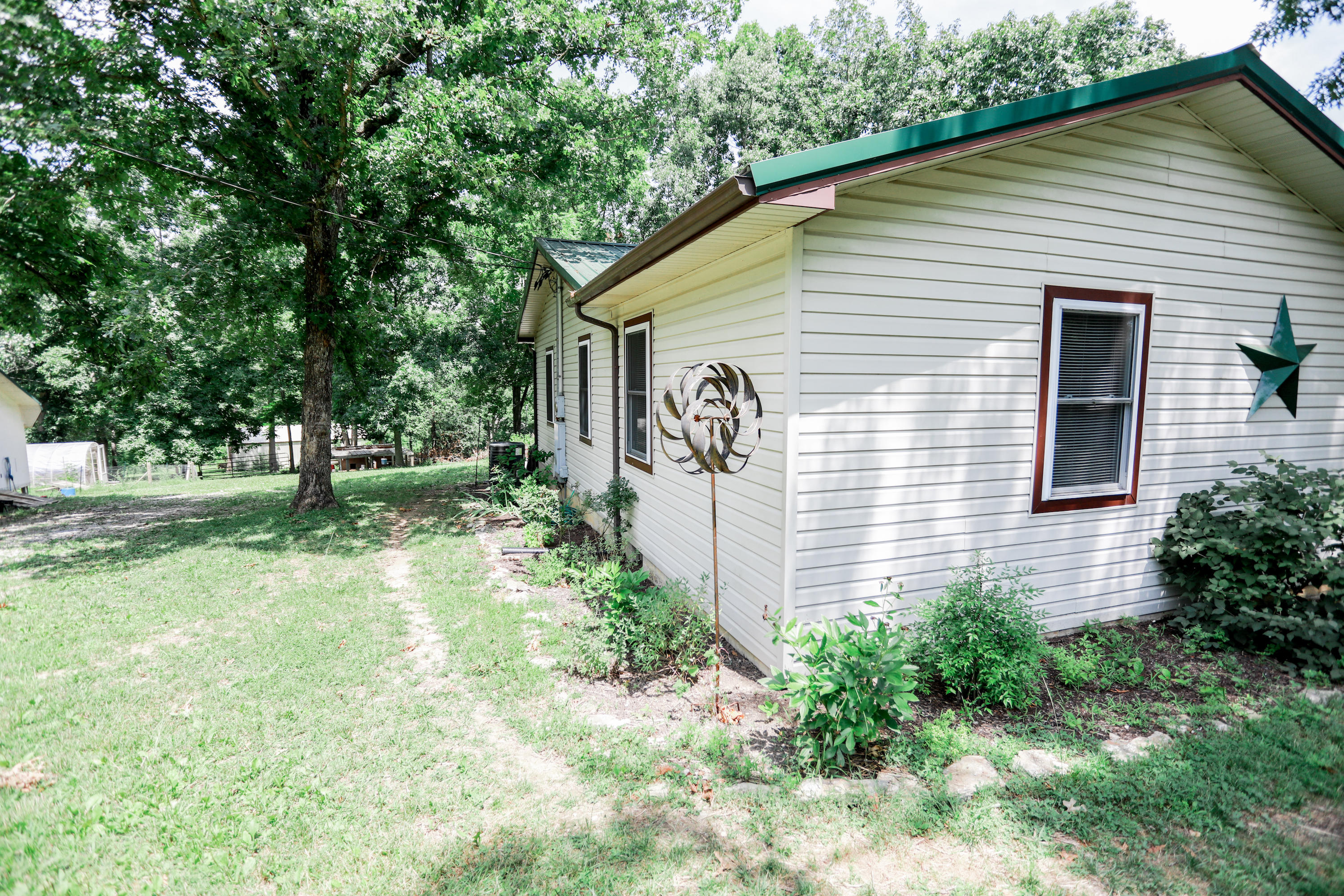 450 Cross Valley Road La Follette, TN 37766 - Photo 34 of 40 5R9A5991