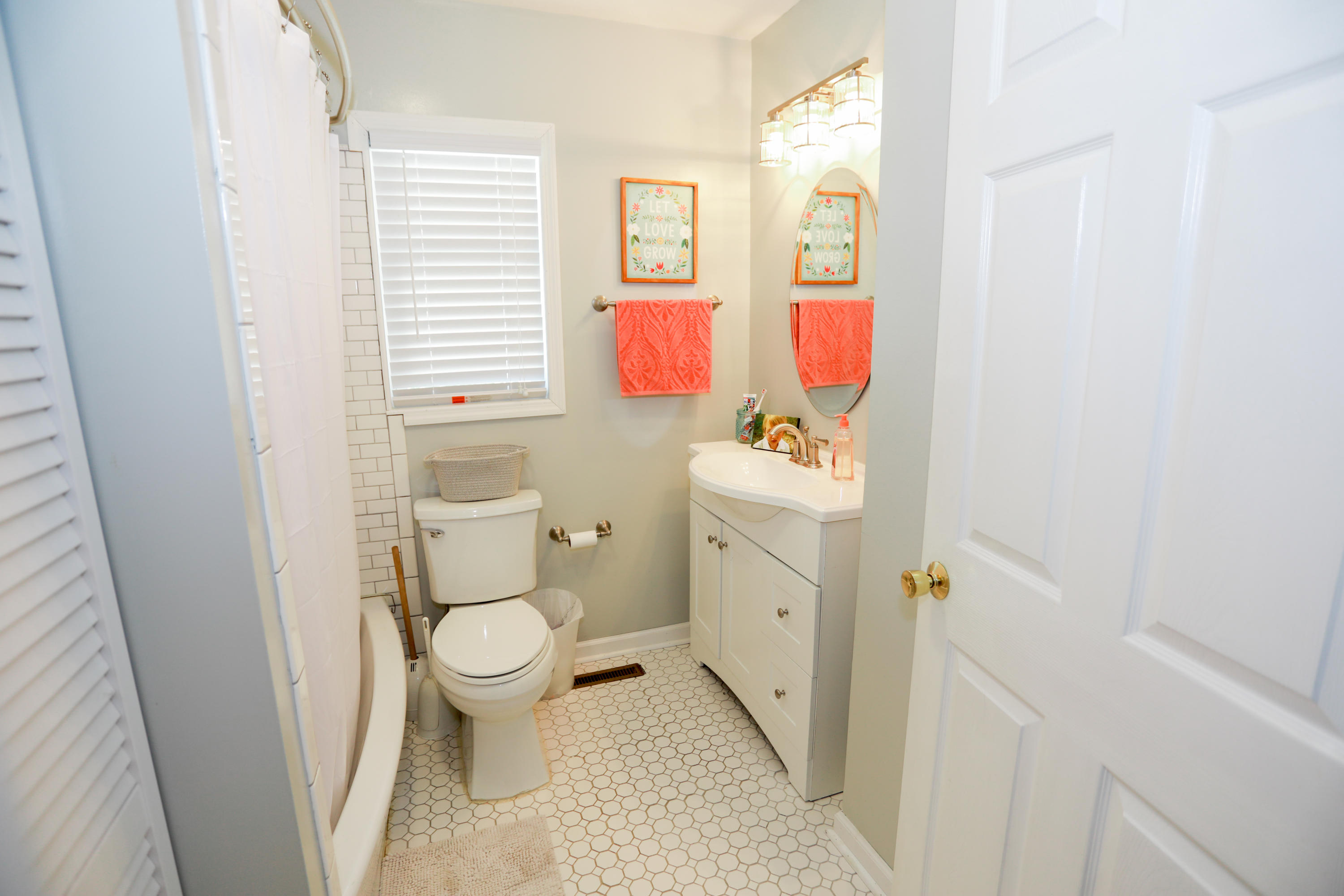 450 Cross Valley Road La Follette, TN 37766 - Photo 7 of 40 5R9A5877