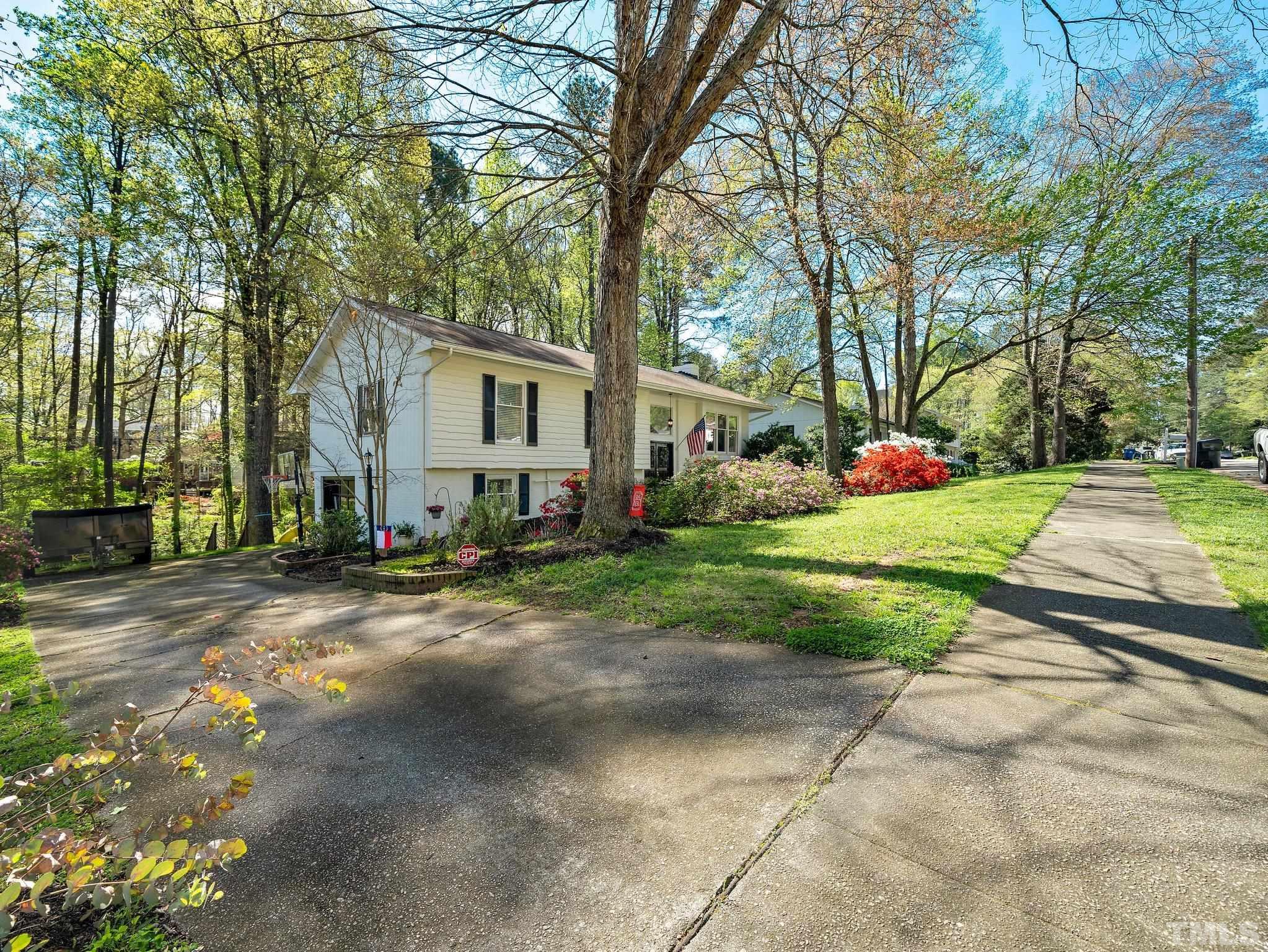 6600 Glendower Road Raleigh, NC 27613 - Photo 3 of 30