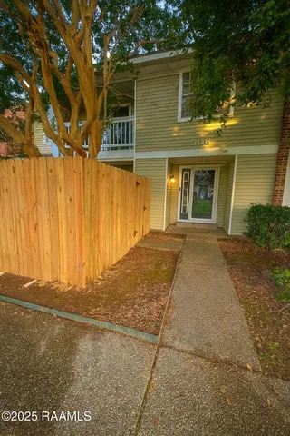 $1,150 | 200 Lodge Drive, Unit 506, Lafayette, LA 70506