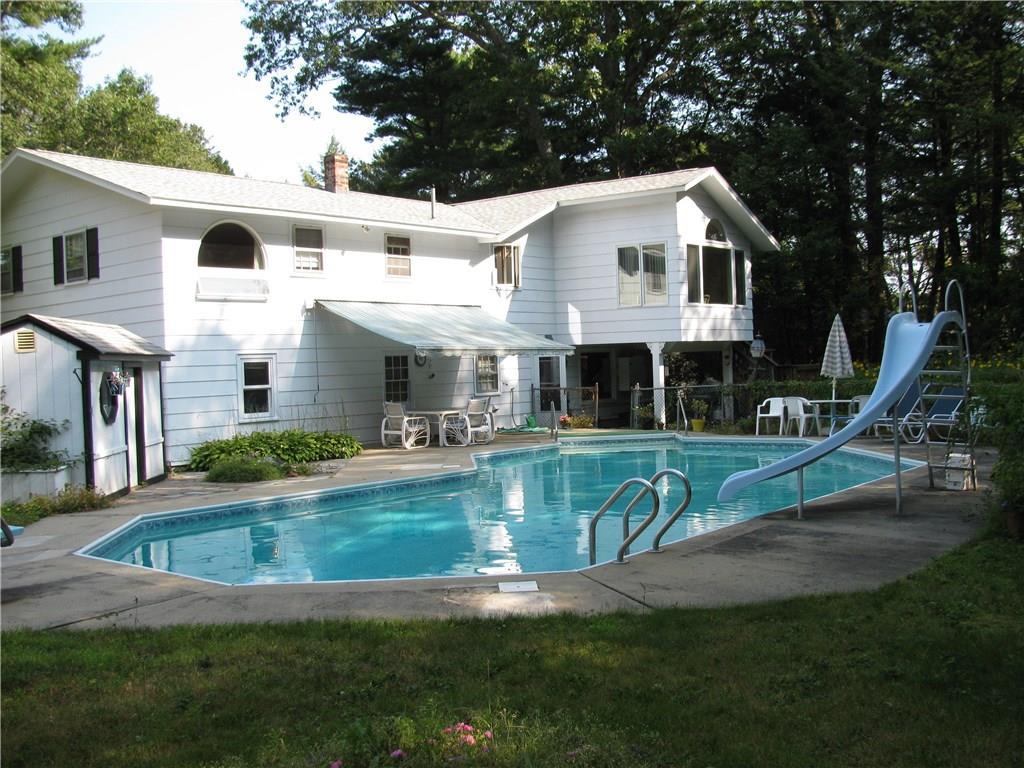 62 Columbus Road Cape Elizabeth, ME 04107 - Photo 3 of 14 Photo