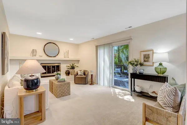 $824,888 | 6054 Burnside Landing Drive, Burke, VA 22015