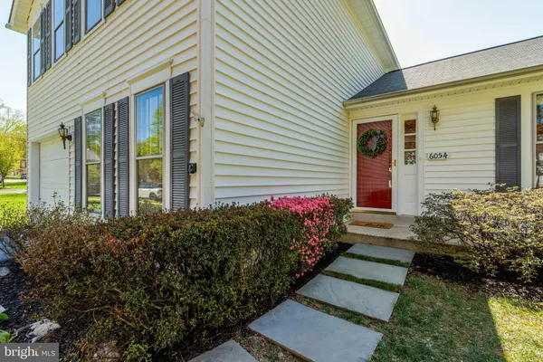 $824,888 | 6054 Burnside Landing Drive, Burke, VA 22015