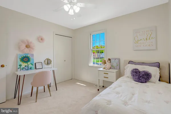 $824,888 | 6054 Burnside Landing Drive, Burke, VA 22015