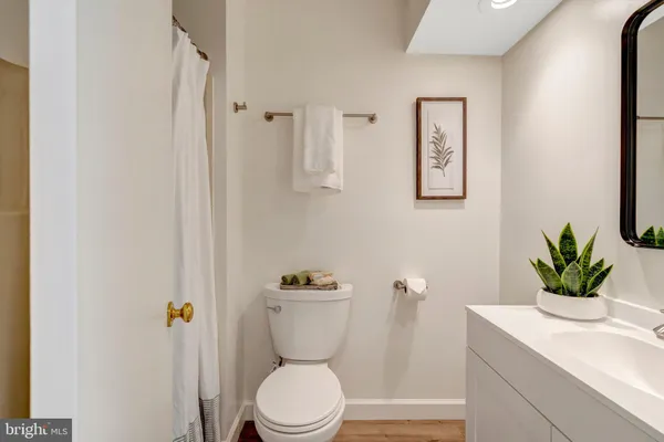 $824,888 | 6054 Burnside Landing Drive, Burke, VA 22015