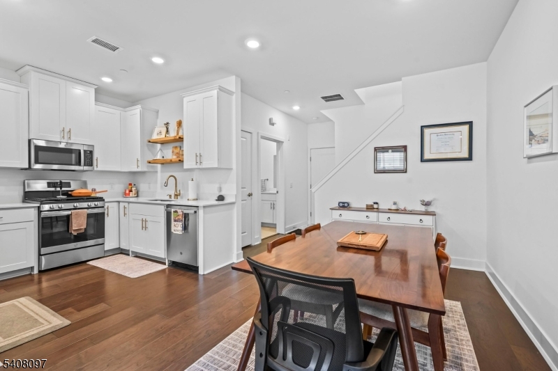 353 Main Street Little Falls, NJ 07424 - Photo 6 of 19