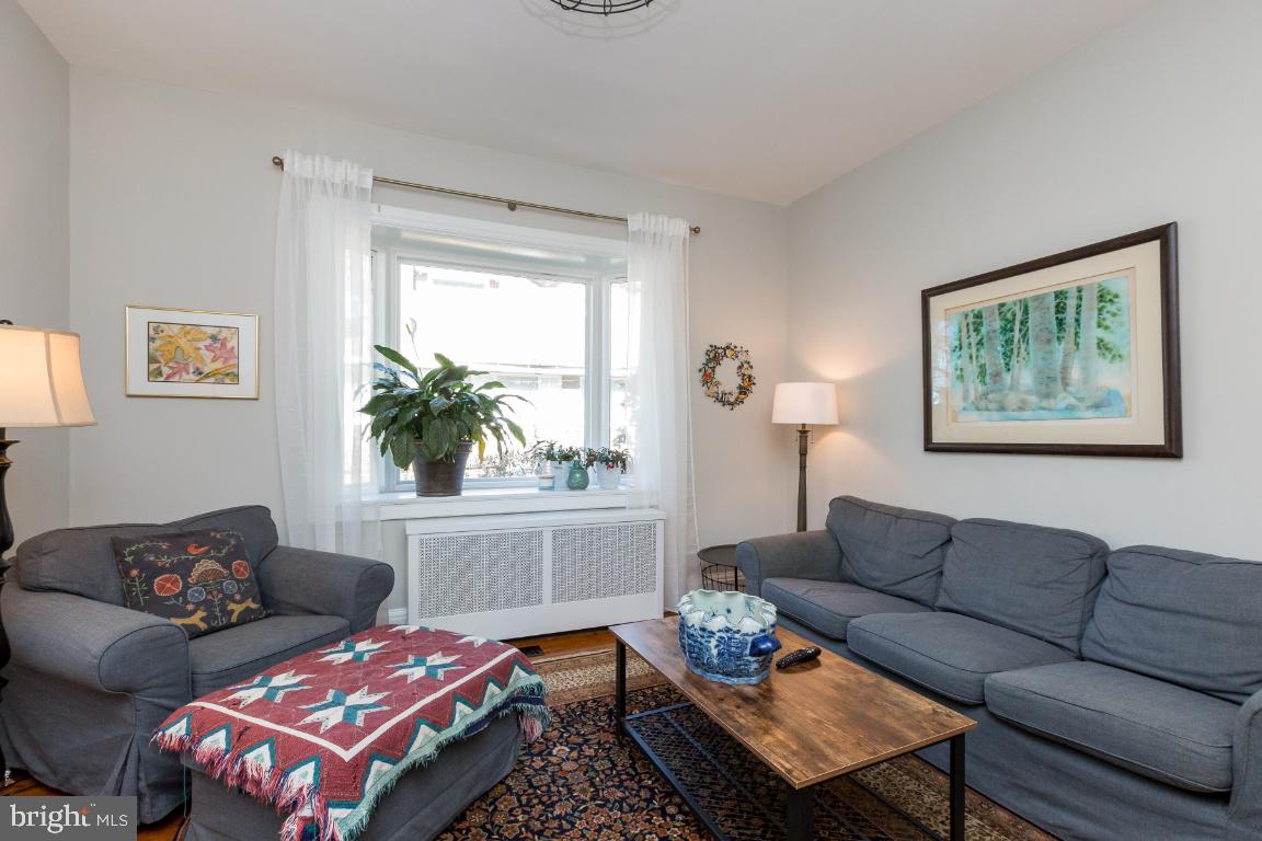 317 Woodlawn Road Baltimore, MD 21210 - Photo 5 of 47 Gallery Image 5
