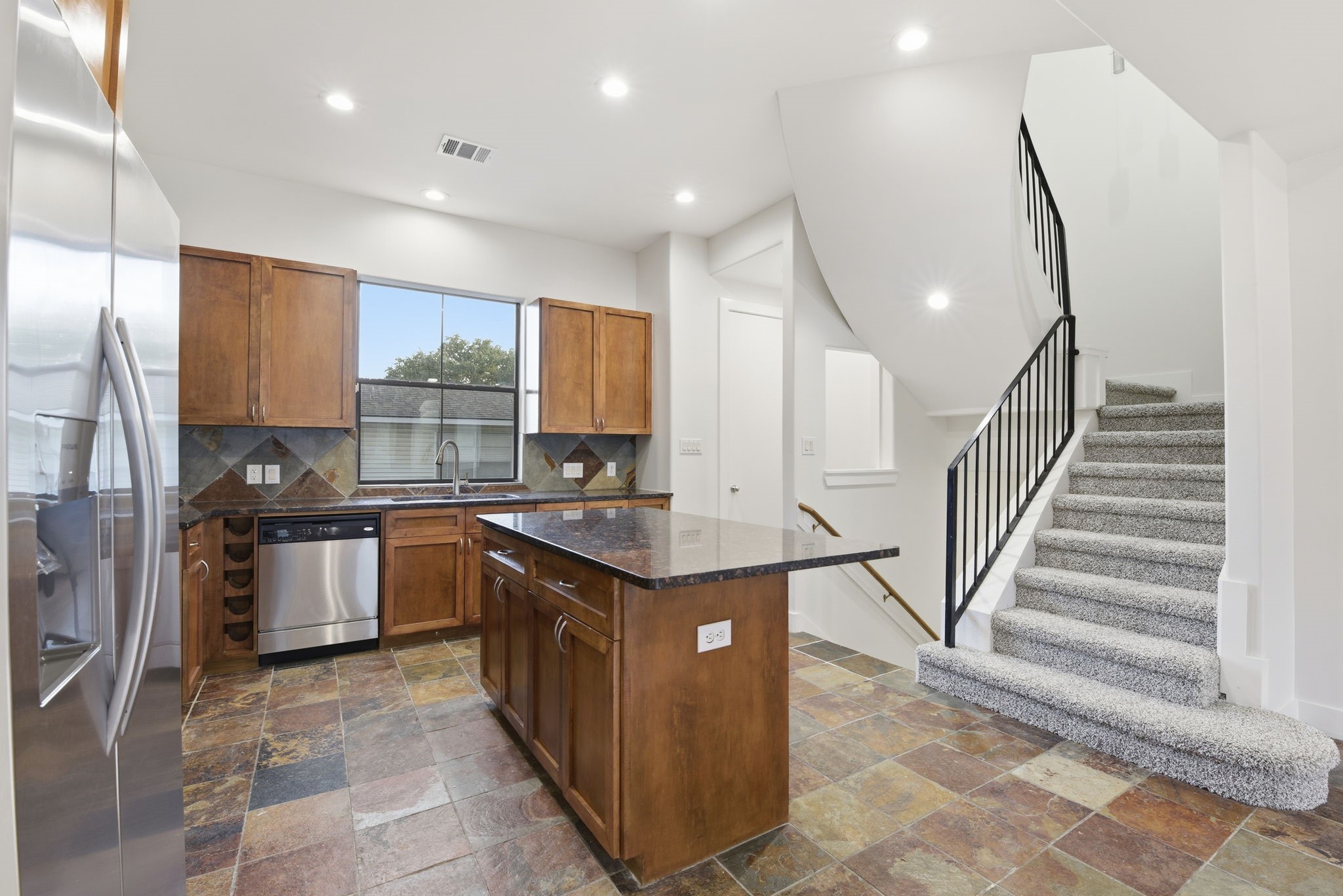 2028 Tuam Street Houston, TX 77004 - Photo 7 of 35