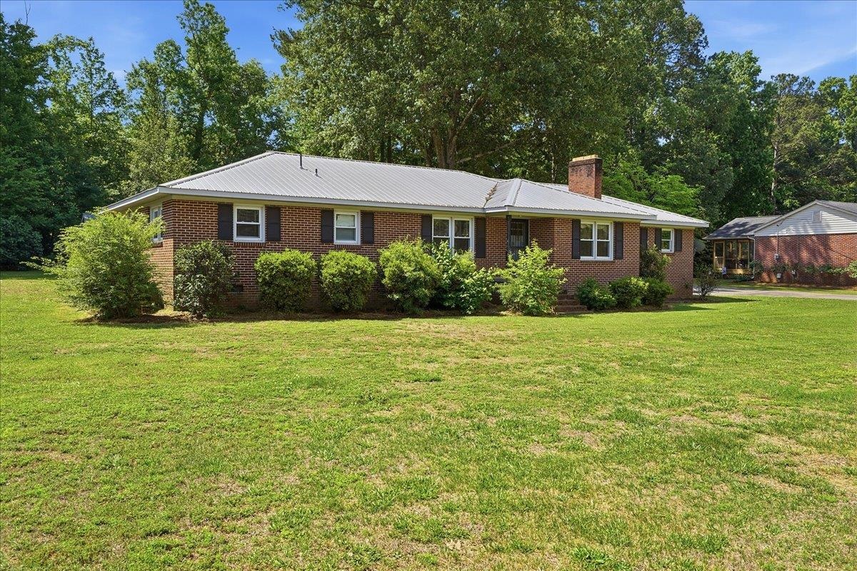 208 State Rd S-30-483 Clinton, SC 29325 - Photo 3 of 28