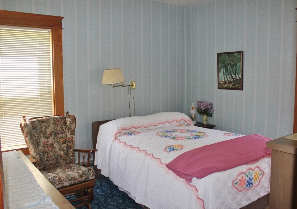 293 Clinton Street Springfield, VT 05156 - Photo 14 of 17
