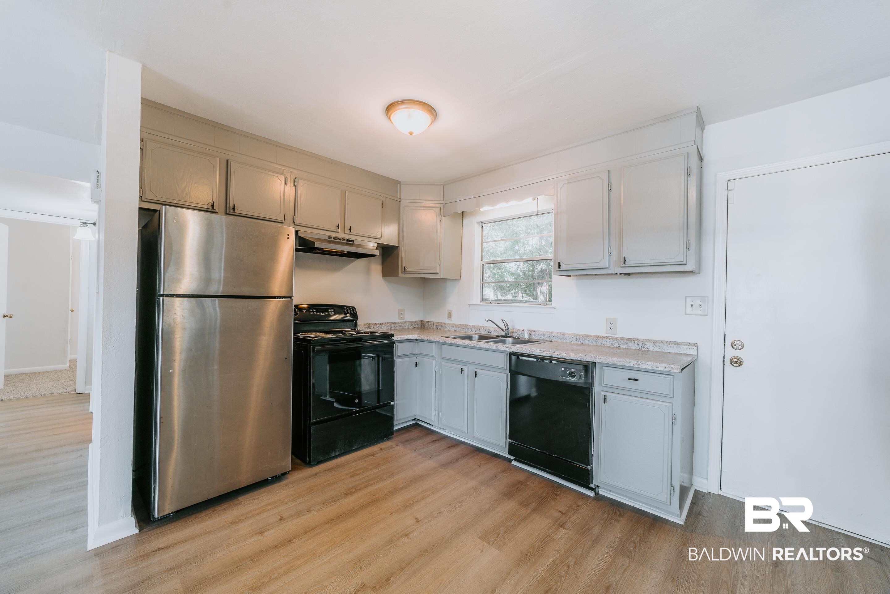 2354 Redmond Street Mobile, AL 36617 - Photo 12 of 27