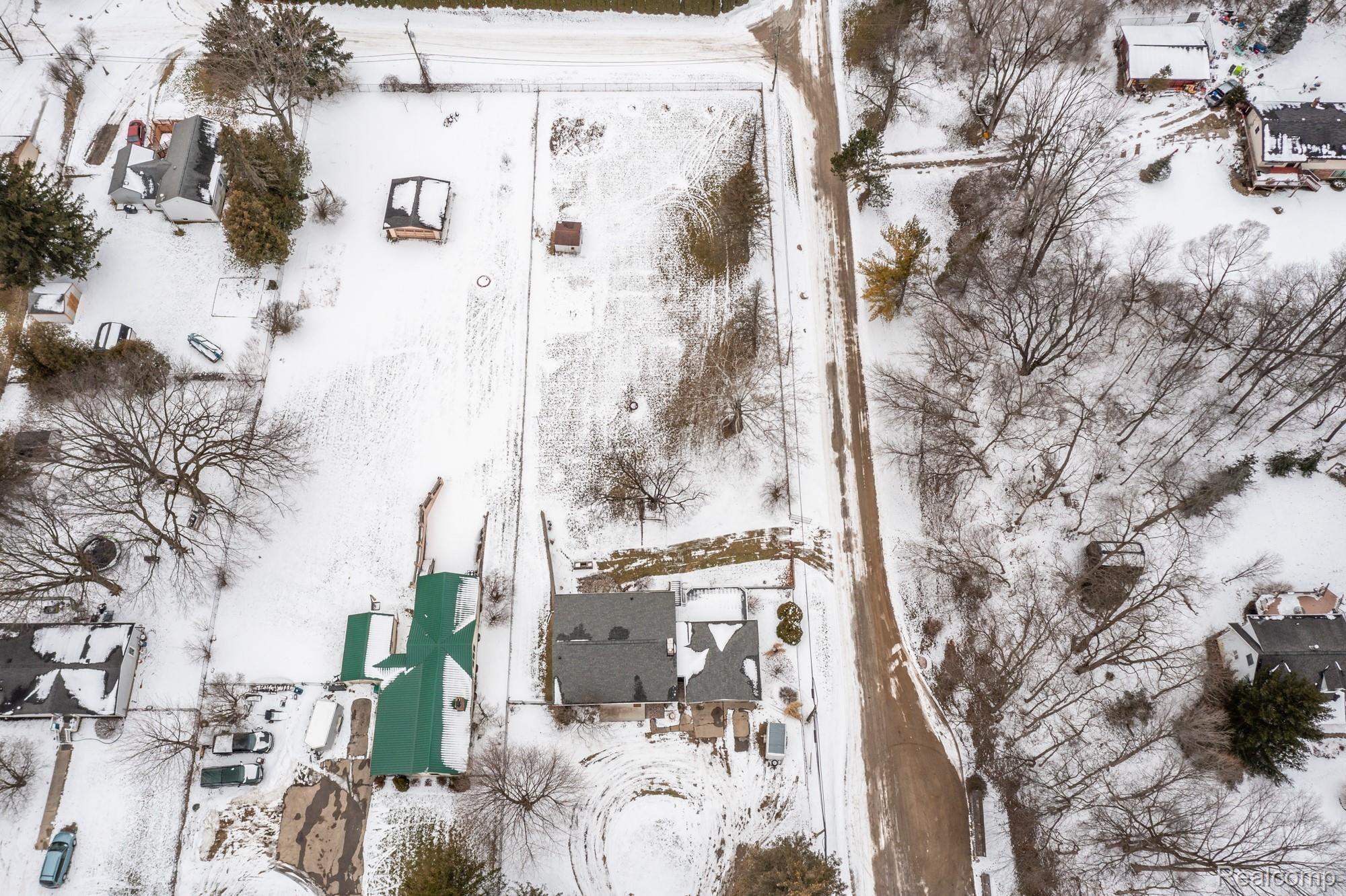 266 South Rochester Road Oakland, MI 48363 - Photo 28 of 30 S Rochester_16780.jpg