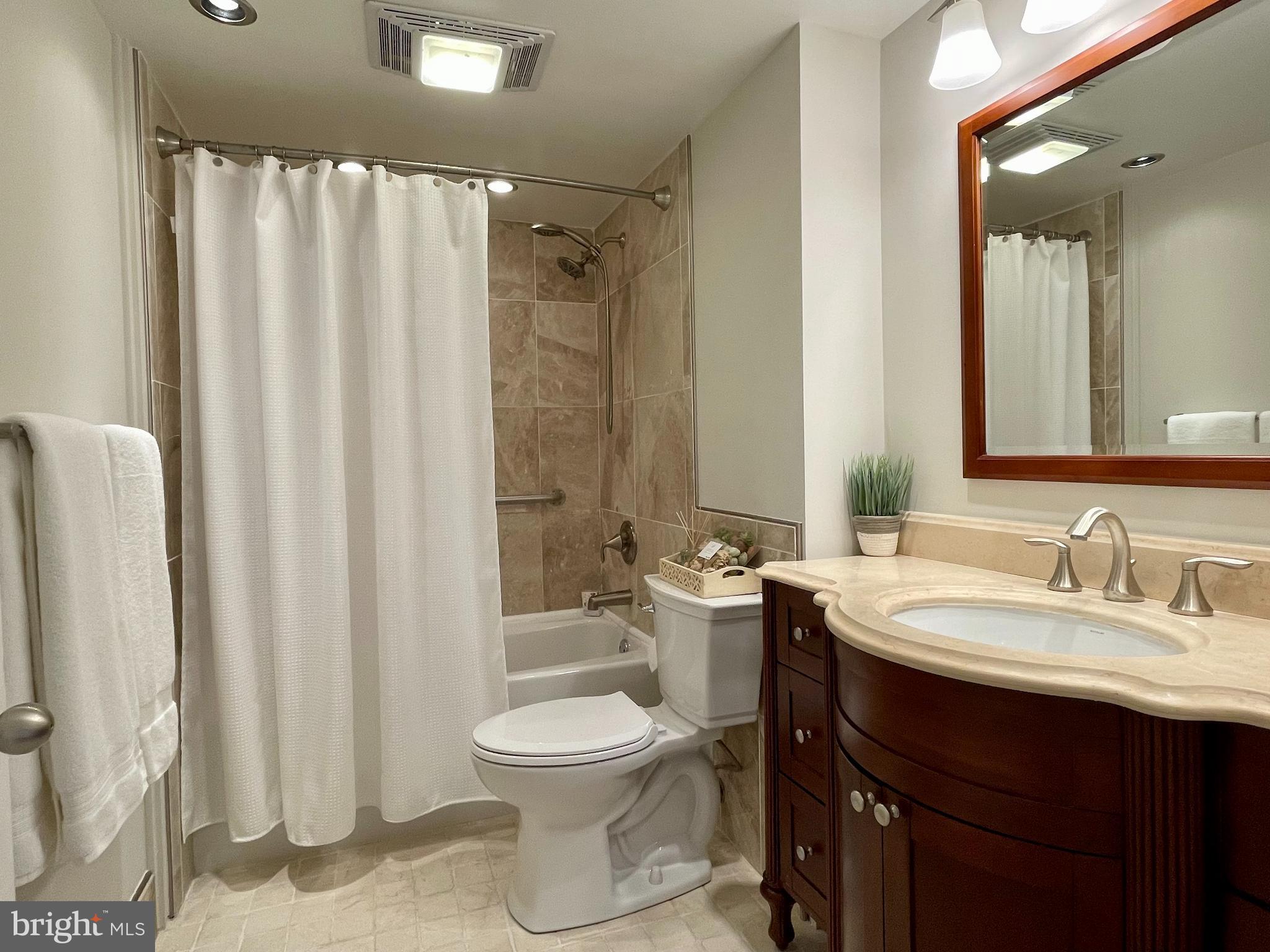4100 North Charles Street, Unit 511 Baltimore, MD 21218 - Photo 14 of 30