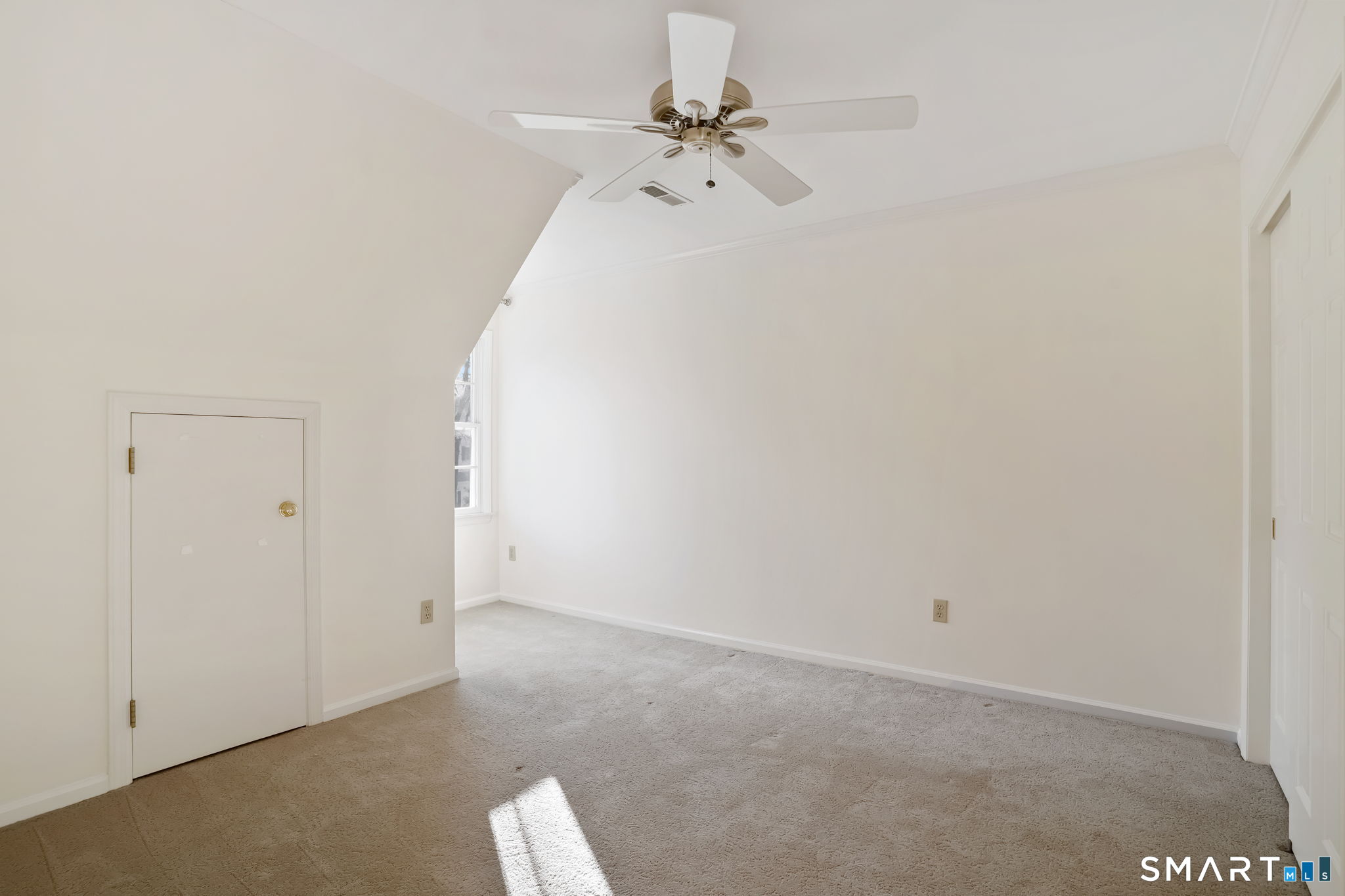 15 Old Stamford Road, Unit D New Canaan, CT 06840 - Photo 27 of 37