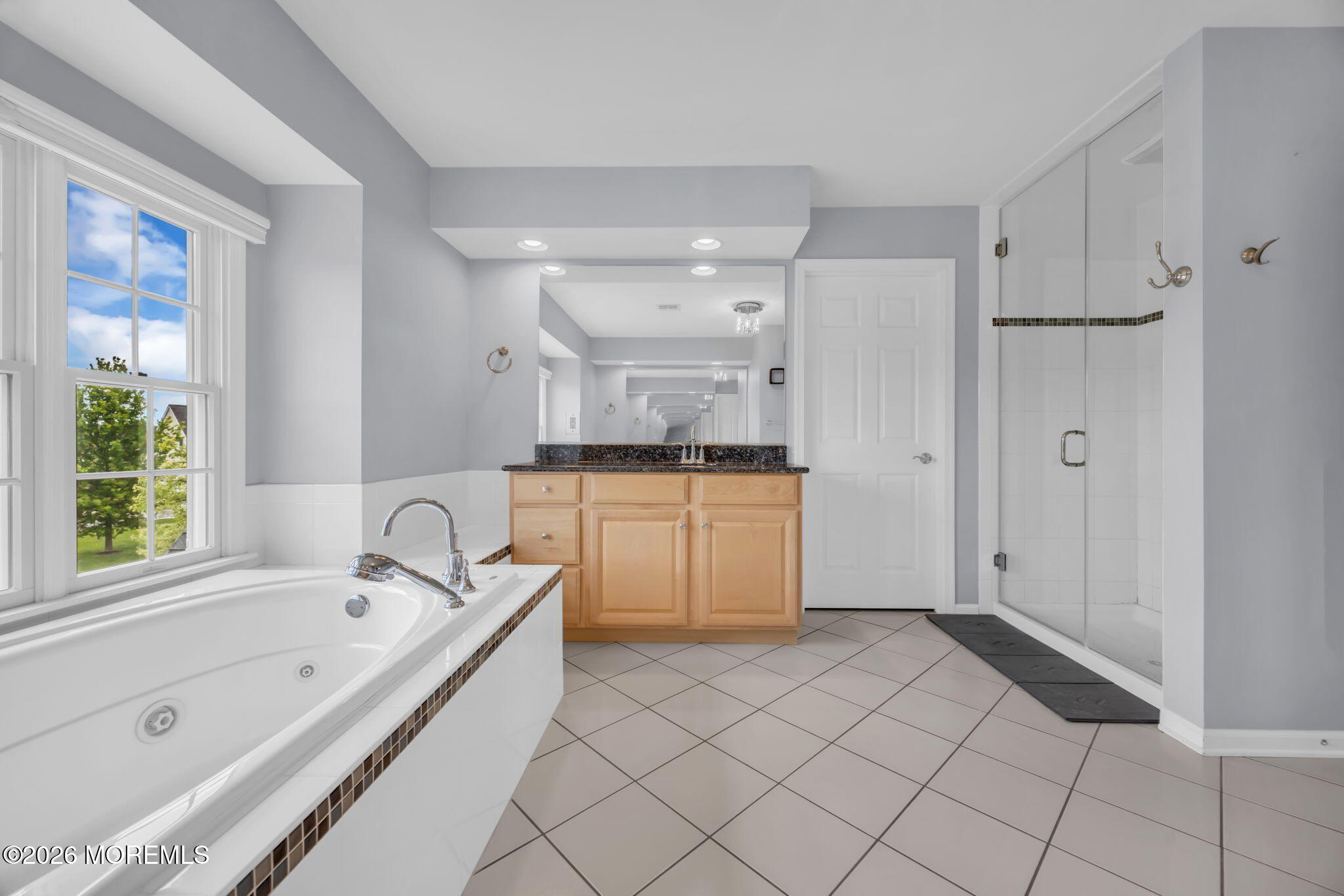 27 Hanging Rock Road Freehold, NJ 07728 - Photo 32 of 66 35-web-or-mls-2M1A5144