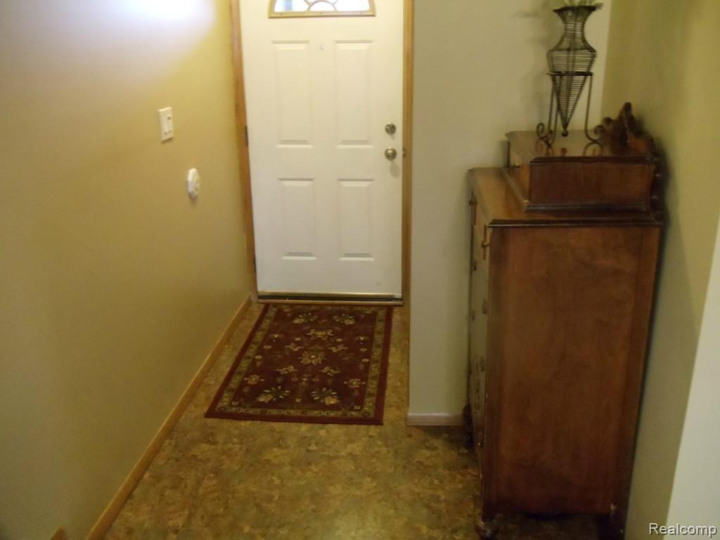 23632 Trail Ridge Drive Romulus, MI 48174 - Photo 9 of 16 DSC00438.jpg