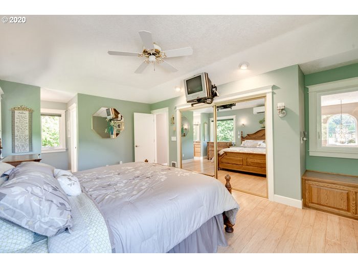 16270 South Thayer Road Oregon City, OR 97045 - Photo 17 of 32 Gallery Image 17