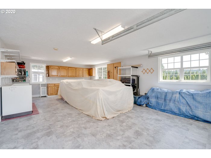 16270 South Thayer Road Oregon City, OR 97045 - Photo 24 of 32 Gallery Image 24