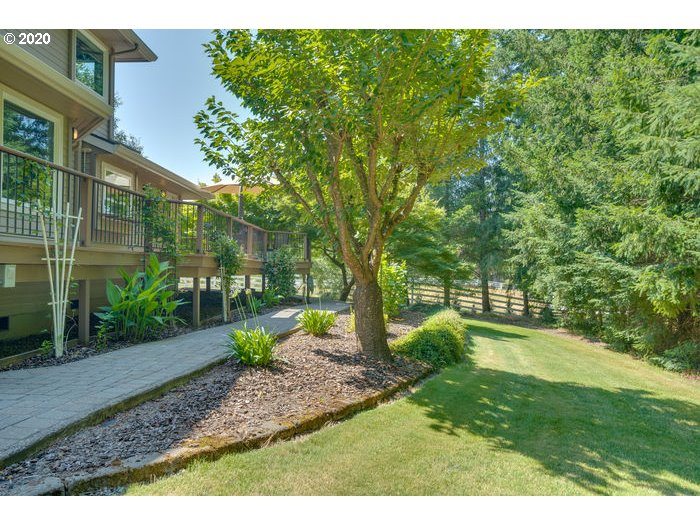 16270 South Thayer Road Oregon City, OR 97045 - Photo 27 of 32 Gallery Image 27