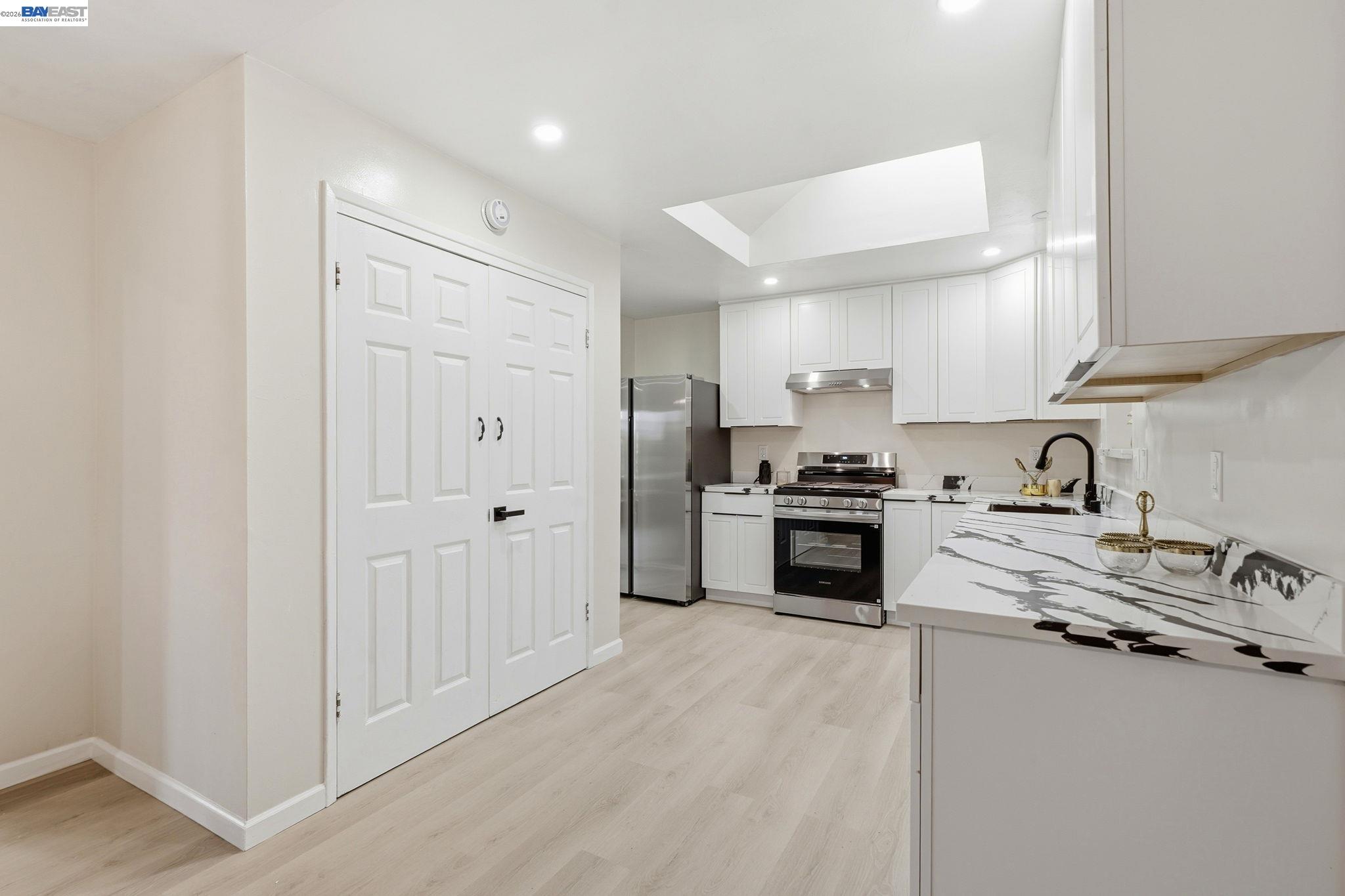 92 Welle Road Crockett, CA 94525 - Photo 13 of 54