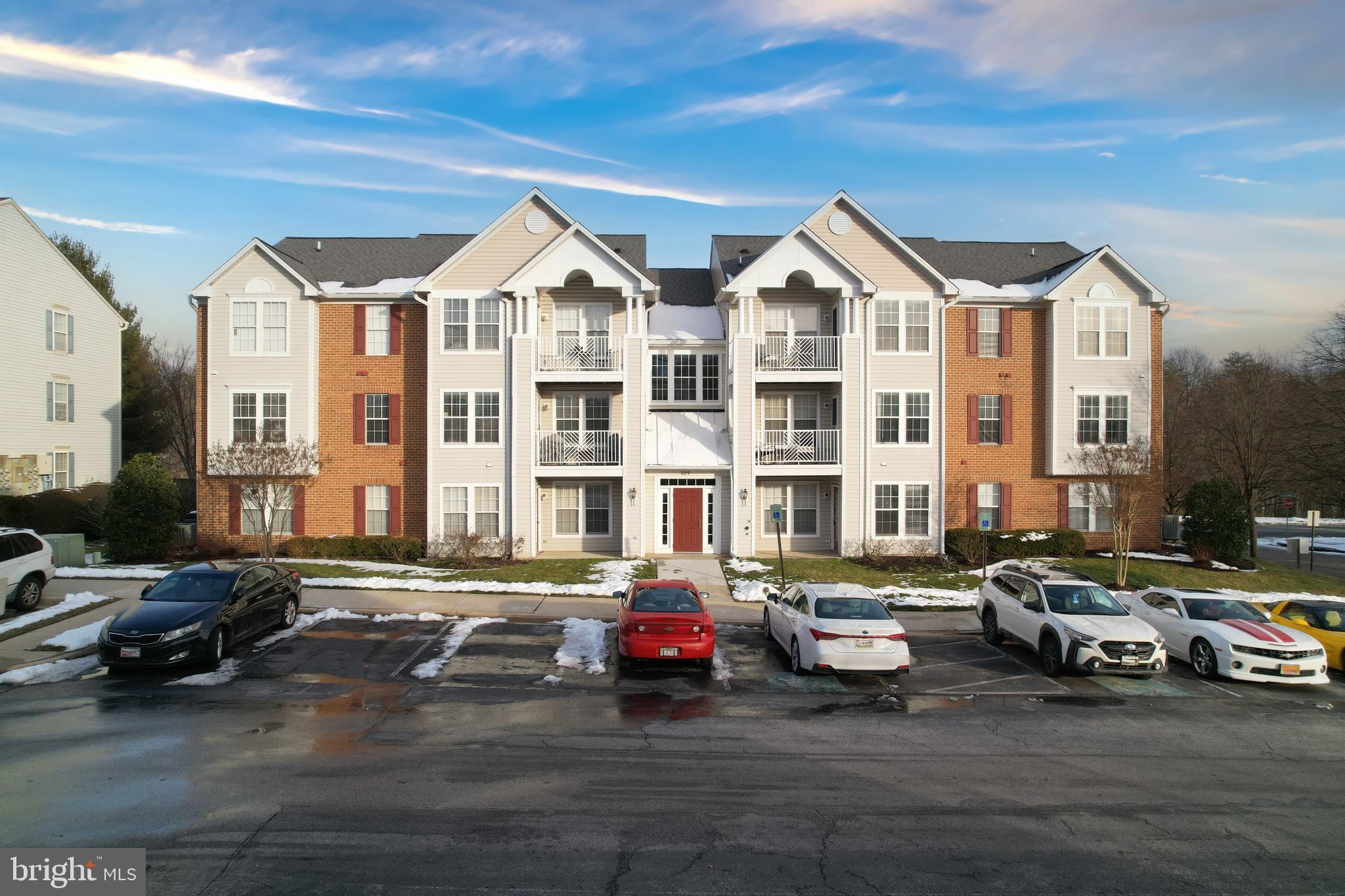 689 Winding Stream Way, Unit 103 Odenton, MD 21113 - Photo 2 of 40