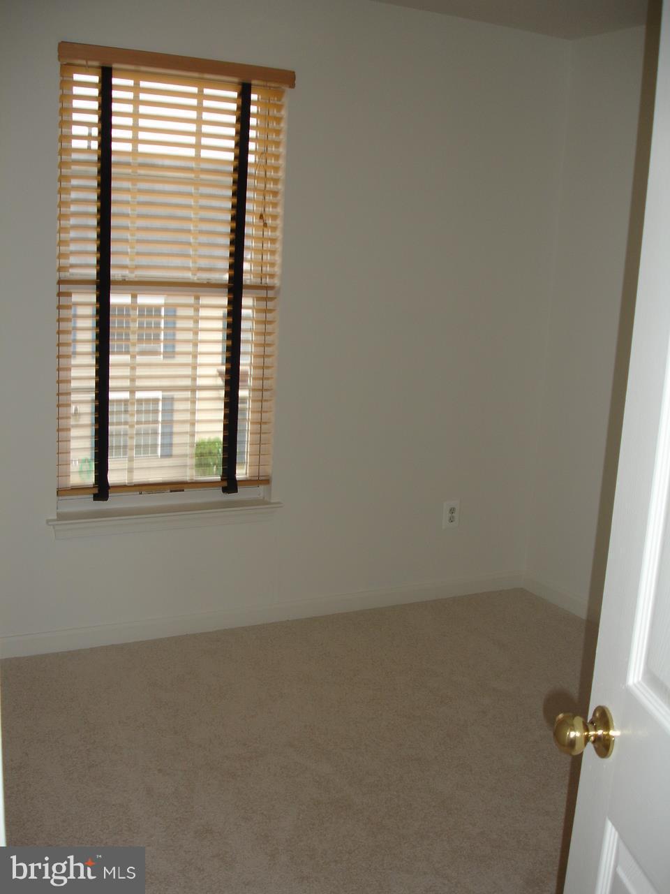 9060 Two Bays Road Lorton, VA 22079 - Photo 18 of 30 Bedroom # 2