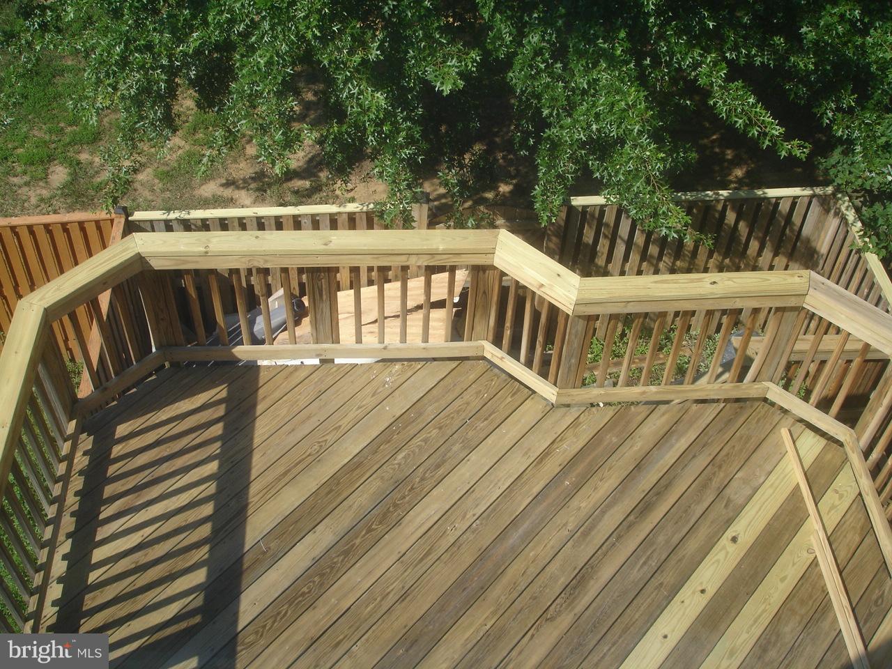 9060 Two Bays Road Lorton, VA 22079 - Photo 22 of 30 Spacious Deck