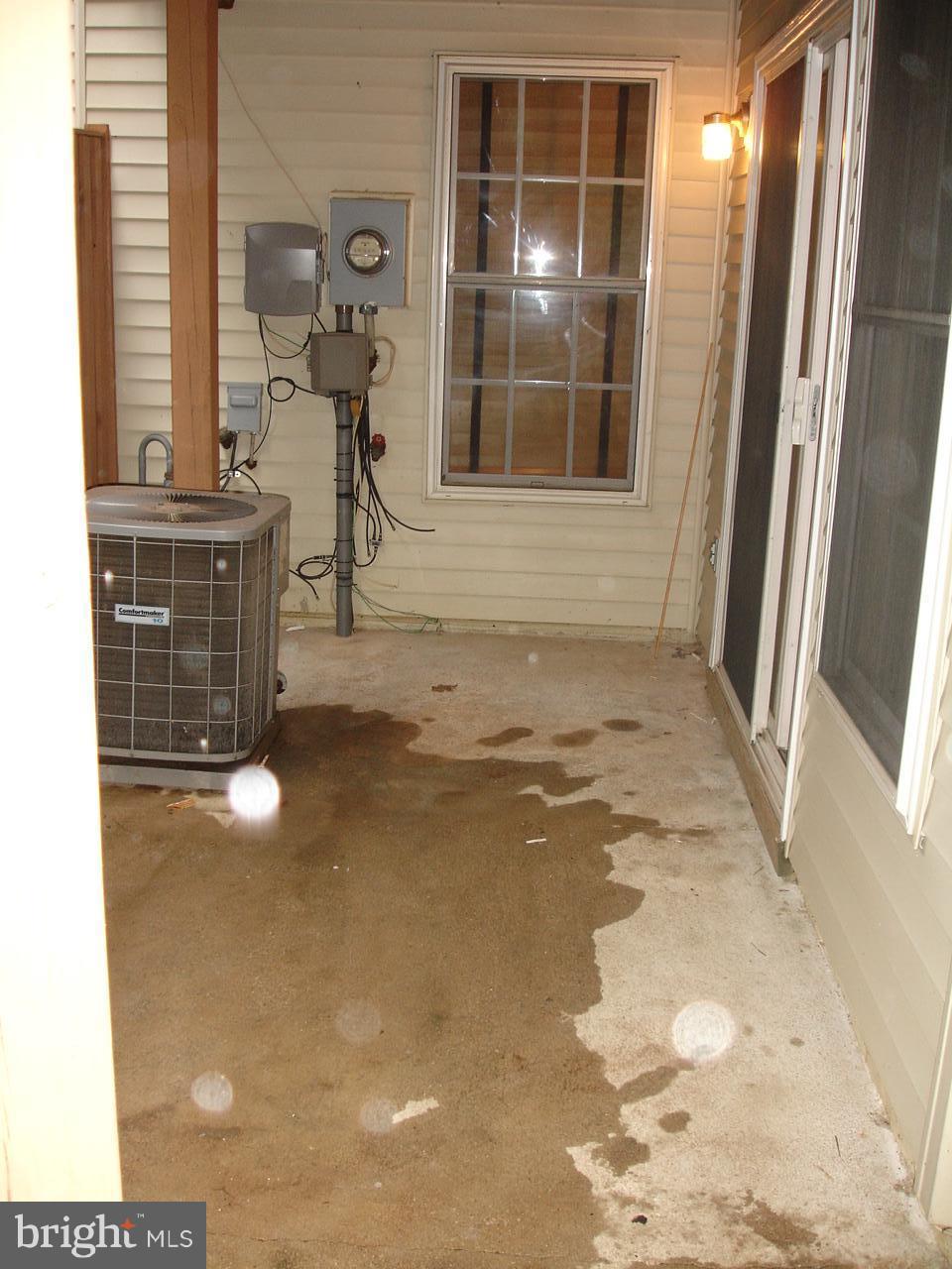 9060 Two Bays Road Lorton, VA 22079 - Photo 28 of 30 Patio 2