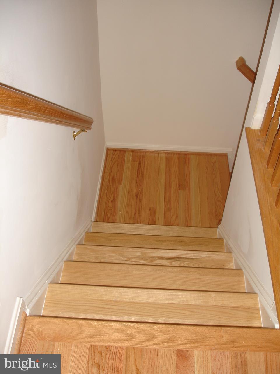 9060 Two Bays Road Lorton, VA 22079 - Photo 6 of 30 New Hardwood Staircases 2