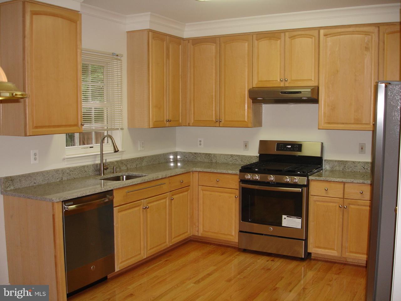 9060 Two Bays Road Lorton, VA 22079 - Photo 10 of 30 New Hardwood Kitchen, Sink ,Faucet & Vent
