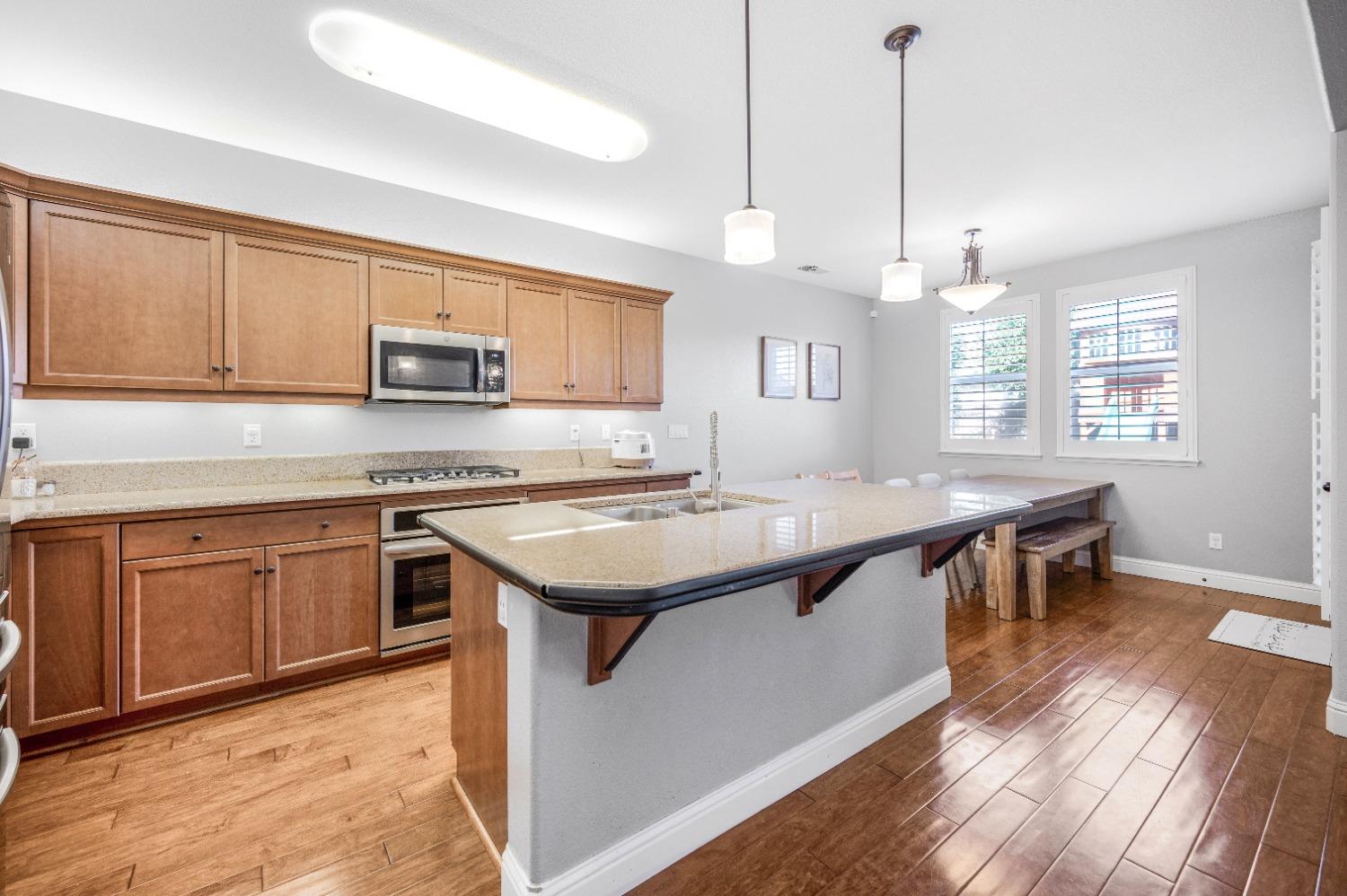 3585 Barclay Square Clovis, CA 93619 - Photo 12 of 41