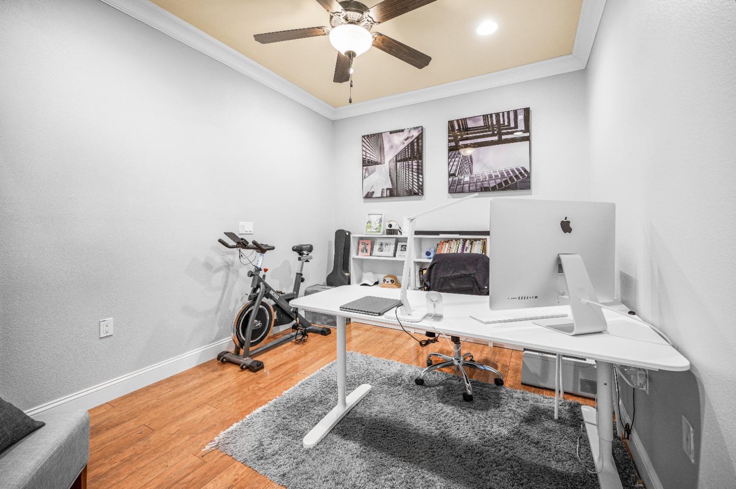 3585 Barclay Square Clovis, CA 93619 - Photo 16 of 41