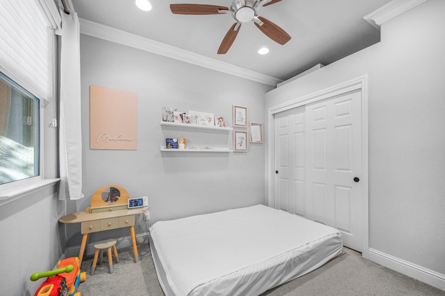 3585 Barclay Square Clovis, CA 93619 - Photo 22 of 41