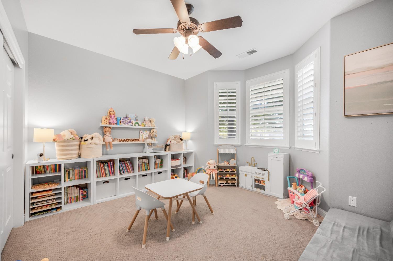 3585 Barclay Square Clovis, CA 93619 - Photo 24 of 41