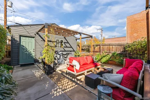 $825,000 | 2535 California Street, Denver, CO 80205