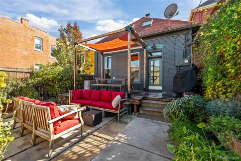 $825,000 | 2535 California Street, Denver, CO 80205