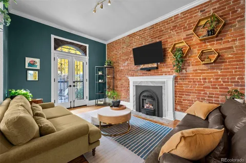 $825,000 | 2535 California Street, Denver, CO 80205