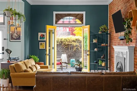 $825,000 | 2535 California Street, Denver, CO 80205